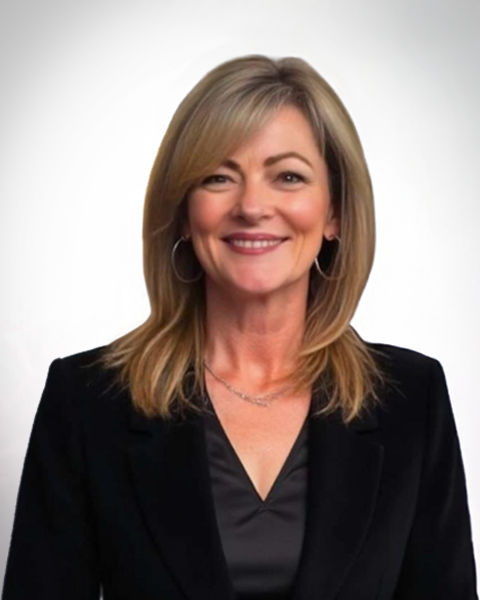 Karen Schrah headshot