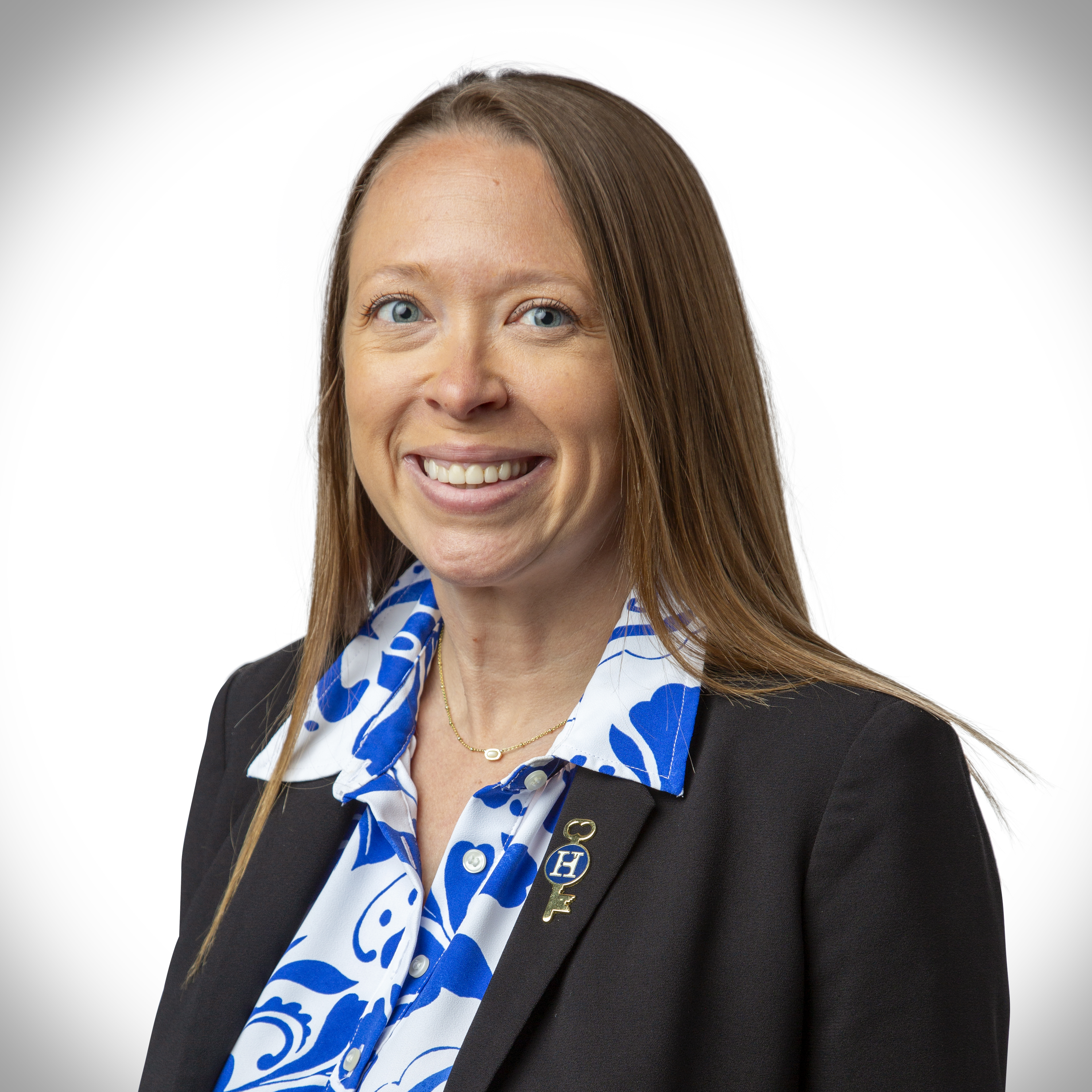 April Weand Headshot